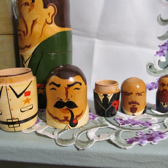 Vintage 5 Russian Political Leaders Wooden Matryoshka (nesting) Dolls Gorbachev - Picture 11 of 16